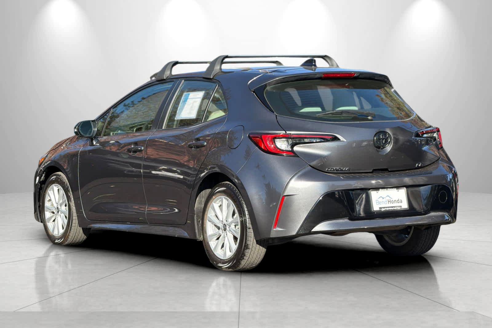 Used 2026 Toyota Corolla SE FWD image 6