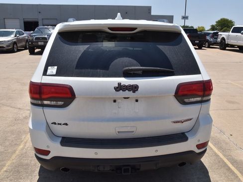 Used 2021 Jeep Grand Cherokee Trailhawk AWD/4WD image 6