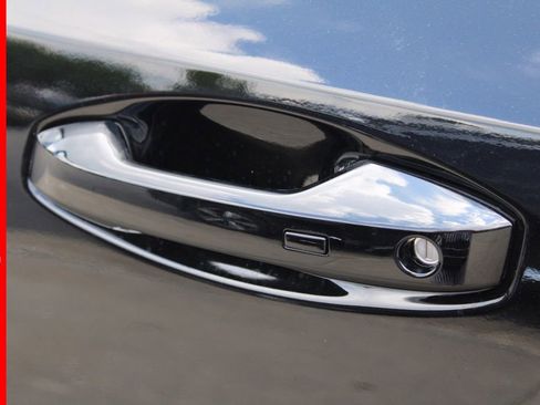 New 2025 Nissan Murano SL w/ Cargo Package image 9