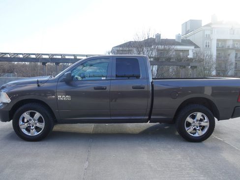 Used 2018 RAM 1500 Tradesman image 3