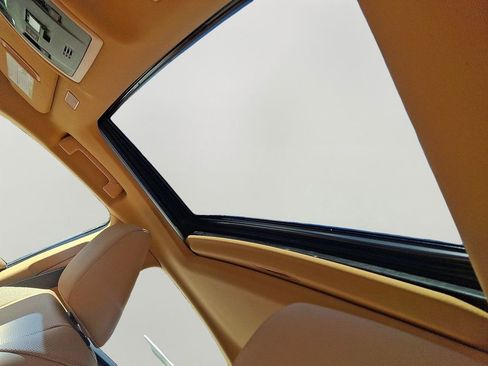 Used 2023 Lexus ES 250 w/ Premium Package image 15