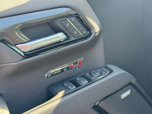 New 2026 GMC Sierra 1500 AT4 w/ AT4 Premium Package image 19