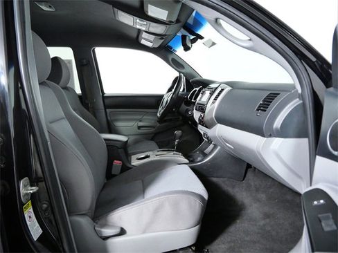 Used 2013 Toyota Tacoma 4x4 Double Cab image 13