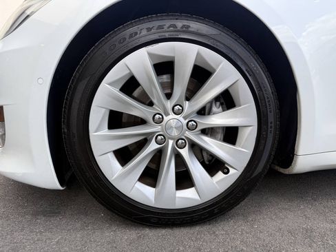 Used 2018 Tesla Model S 75D AWD/4WD image 26