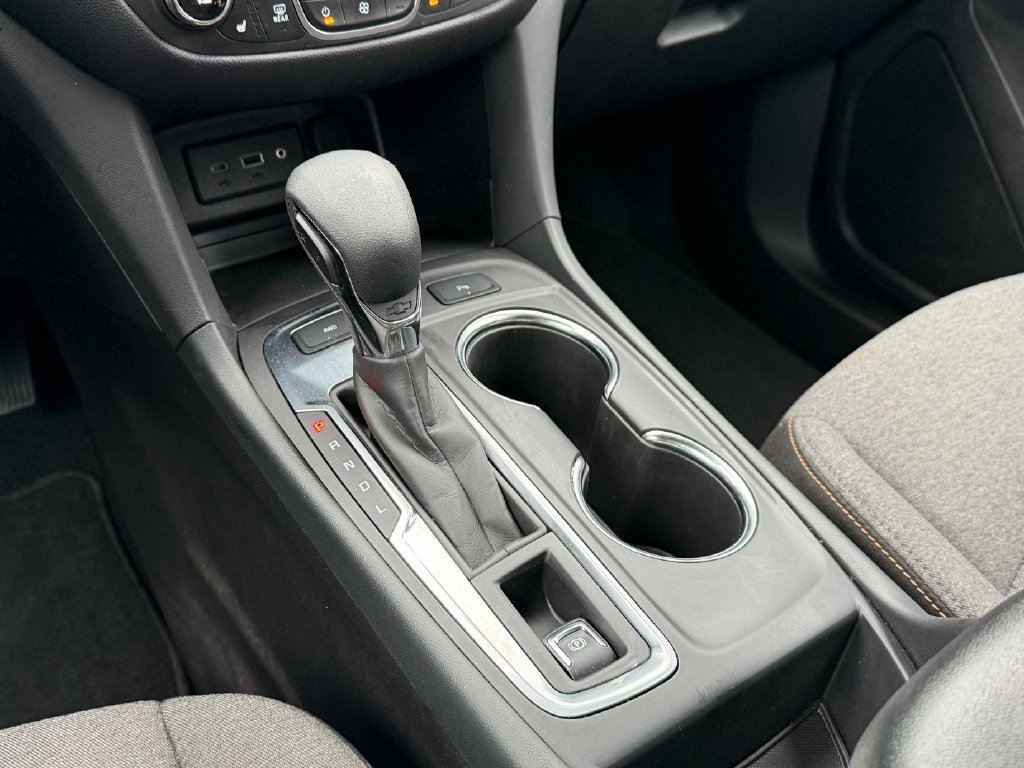 Used 2024 Chevrolet Equinox LT AWD/4WD image 32