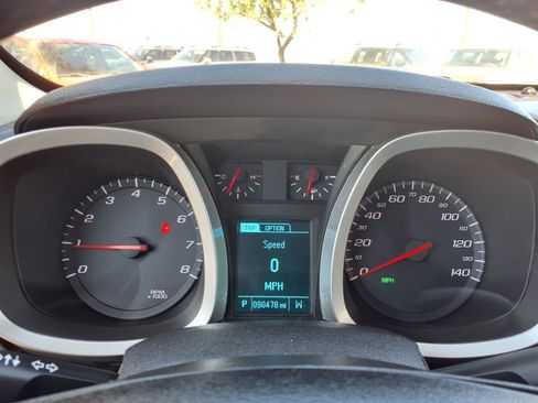 Used 2017 Chevrolet Equinox LT w/ Driver Confidence Package II FWD image 26