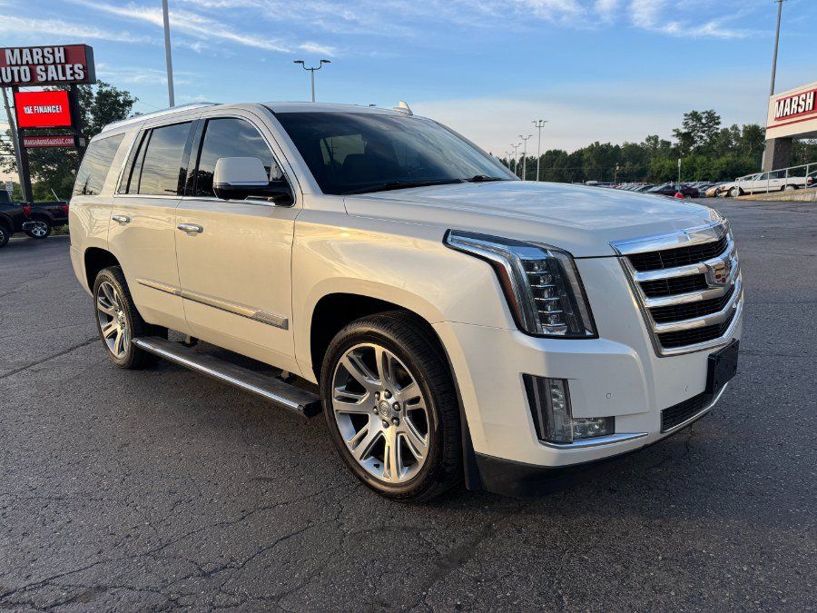 Used 2015 Cadillac Escalade Premium AWD/4WD image 7