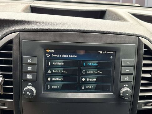 Used 2021 Mercedes-Benz Metris image 20