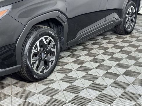 Certified 2025 Subaru Forester Premium AWD/4WD image 13