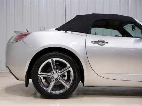 Used 2008 Saturn Sky w/ Premium Trim Package RWD image 18