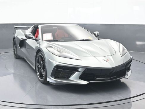 Used 2023 Chevrolet Corvette Stingray Convertible w/ 1LT image 9