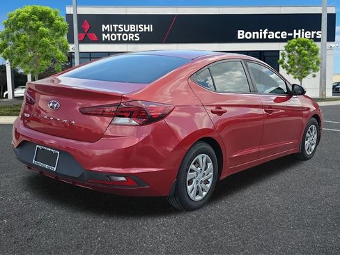 Used 2020 Hyundai Elantra SE w/ Cargo Package (C1) FWD image 4