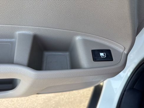 Used 2016 Honda Pilot LX image 34