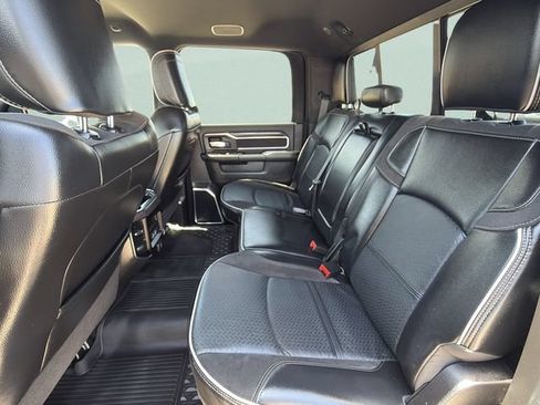 Used 2025 RAM 3500 Laramie AWD/4WD image 15
