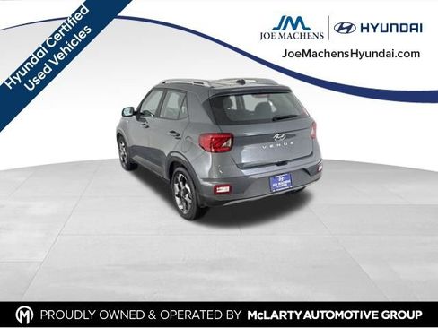 Used 2025 Hyundai Venue SEL FWD image 8