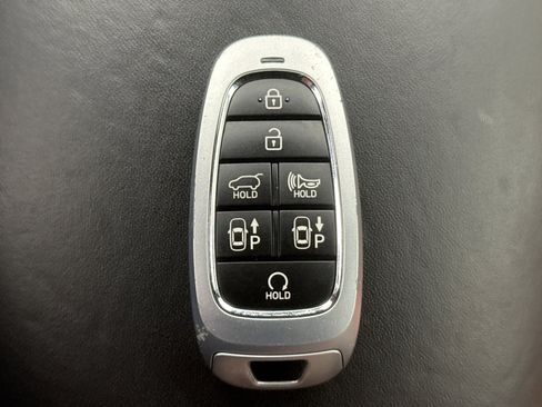 Used 2023 Hyundai Santa Fe Calligraphy AWD/4WD image 10