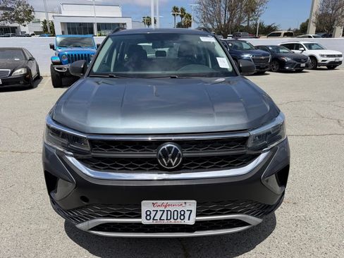 Used 2022 Volkswagen Taos S FWD image 4