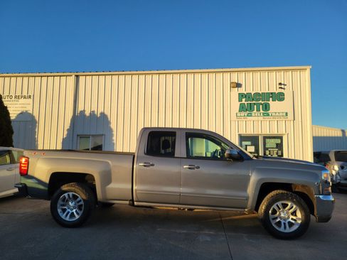 Used 2016 Chevrolet Silverado 1500 LT w/ All Star Edition image 8