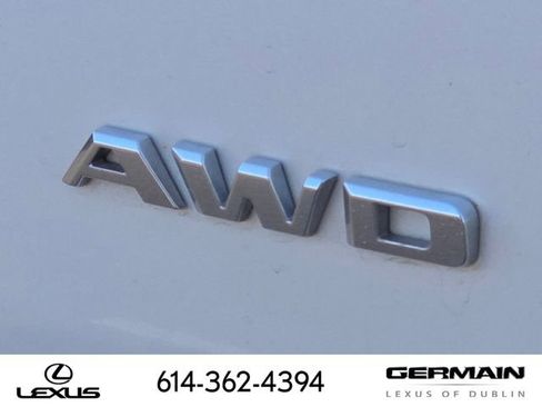 Used 2024 Cadillac XT4 Sport image 18