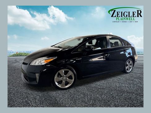 Used 2013 Toyota Prius Persona Series FWD image 1