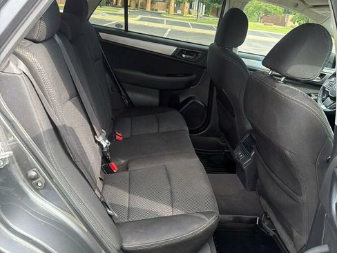 Used 2019 Subaru Outback 2.5i Premium AWD/4WD image 14