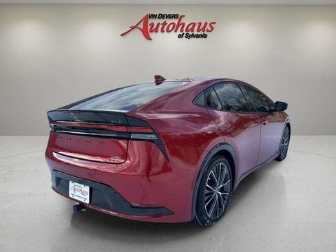 Used 2023 Toyota Prius XLE image 7