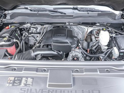 Used 2018 Chevrolet Silverado 2500 LT w/ All Star Edition AWD/4WD image 42