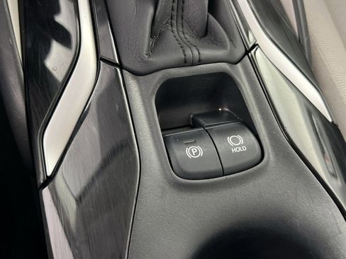 Used 2021 Toyota Corolla LE image 28