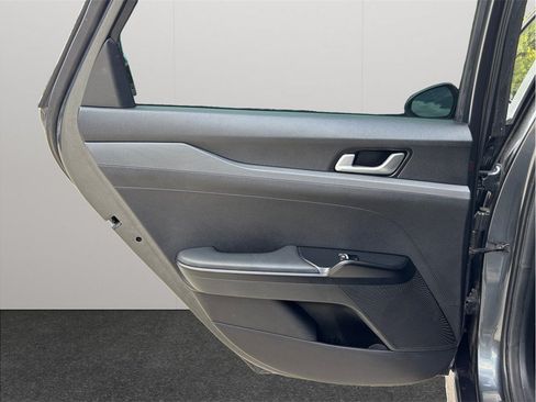 Used 2022 Kia K5 LXS FWD image 33