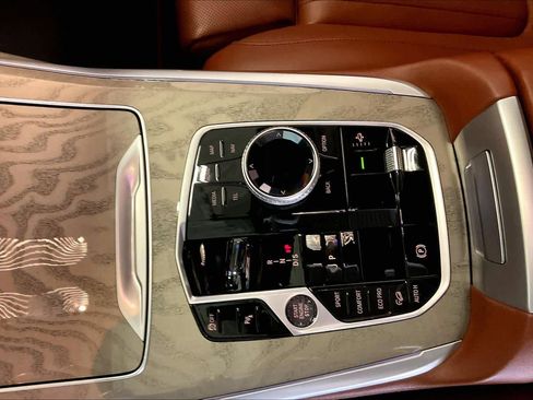 Used 2023 BMW X7 M60i w/ Executive Package image 15