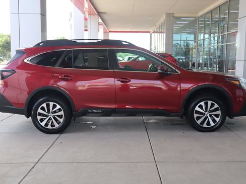 Used 2020 Subaru Outback Premium AWD/4WD image 11