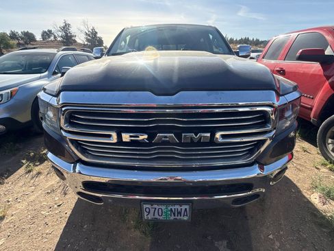 Used 2022 RAM 1500 Laramie AWD/4WD image 2