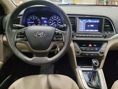 Used 2018 Hyundai Elantra SEL FWD image 22