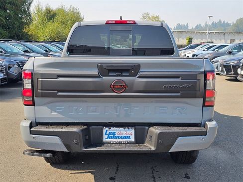 New 2025 Nissan Frontier PRO-4X w/ Interior Protection Package image 6