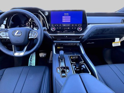 New 2026 Lexus TX 500h AWD image 5