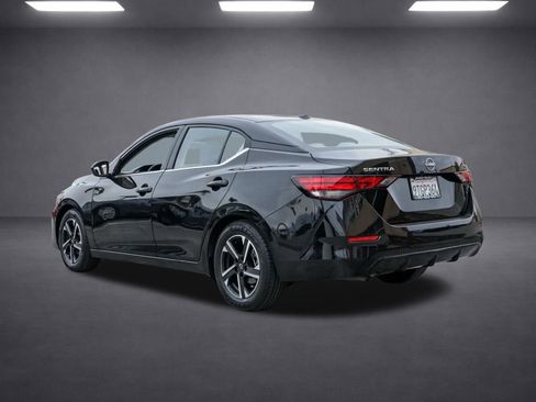 Used 2024 Nissan Sentra SV image 6