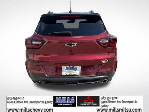 Used 2024 Chevrolet TrailBlazer RS w/ Convenience Package AWD/4WD image 4
