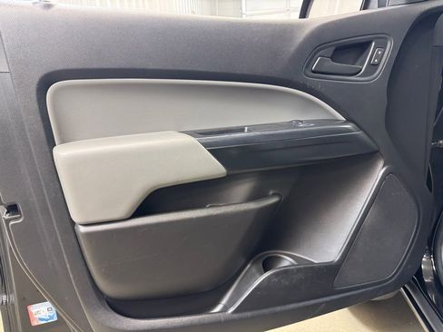 Used 2020 Chevrolet Colorado W/T image 9