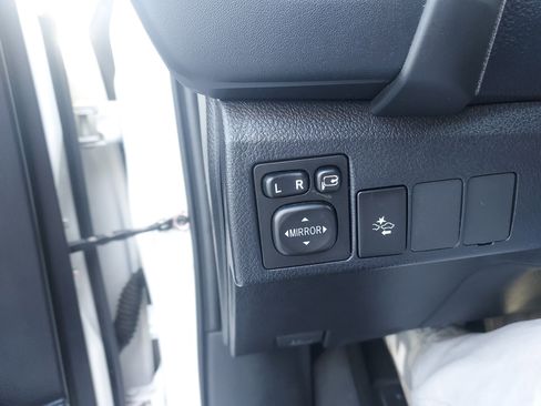 Used 2018 Toyota Corolla iM image 24