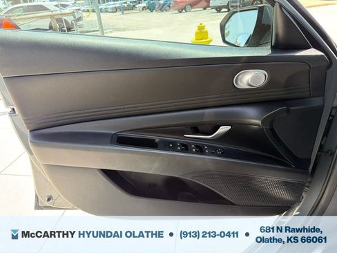 Certified 2022 Hyundai Elantra SEL w/ Convenience Package FWD image 27