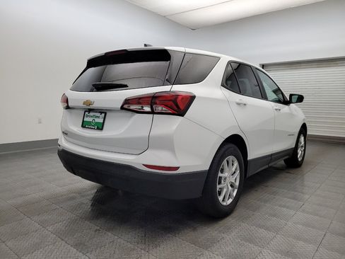 Used 2022 Chevrolet Equinox LS w/ LS Convenience Package image 9