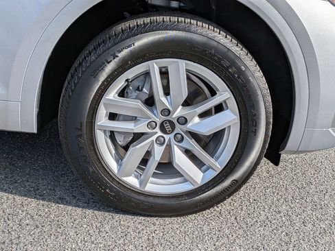 Used 2024 Audi Q5 2.0T Premium image 12