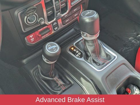 Used 2021 Jeep Gladiator Rubicon AWD/4WD image 22
