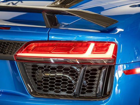 Used 2018 Audi R8 V10 plus AWD/4WD image 27
