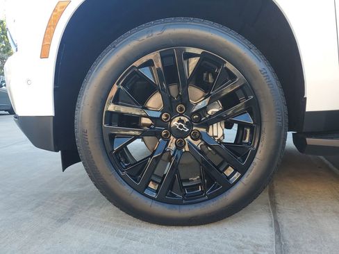 New 2026 Chevrolet Tahoe LS image 8