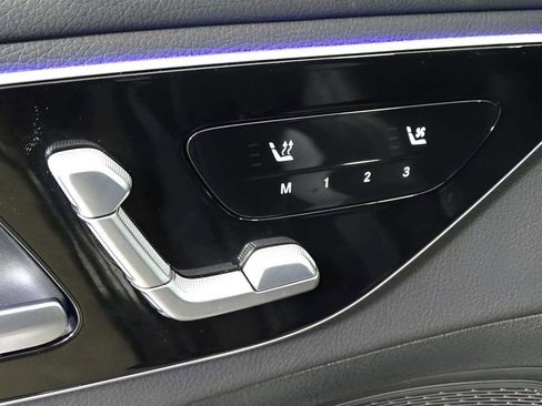 Used 2024 Mercedes-Benz C 300 Sedan image 14