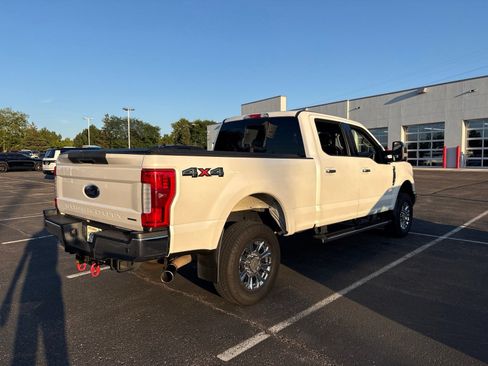 Used 2017 Ford F250 Lariat w/ Lariat Ultimate Package AWD/4WD image 5