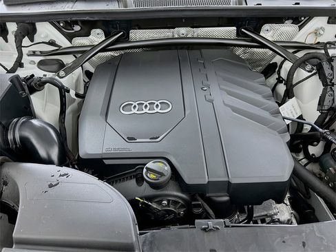 Used 2022 Audi Q5 2.0T Prestige image 33