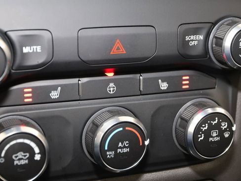 Used 2024 RAM 1500 Big Horn image 8