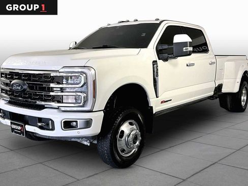 Used 2024 Ford F350 Platinum w/ FX4 Off-Road Package AWD/4WD image 1